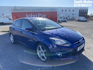 Location: South Wales - 2014 FORD  FOCUS TITANIUM NAVIGATOR 5 DOOR HATCHBACK REG: CU14FUJ, 1560cc DIESEL, 6 SPEED MANUAL DIESEL, Former Keepers: 3, Keys: Yes, MOT Expiry date: 01/02/2026