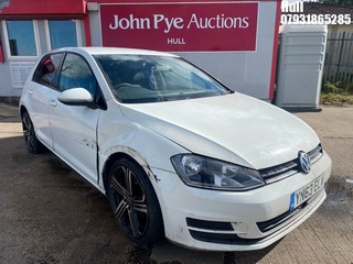 Location: Hull - 2013 VOLKSWAGEN GOLF SE BLUEMOTION TECH T 5 Door Hatchback REG: YN63ELW, Keys: No, MOT Expiry date: 11/04/2023, 1968 Diesel, 6 Speed Manual Diesel, Former Keepers: 3