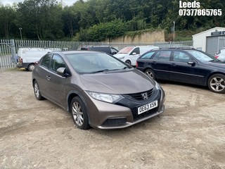 Location: Leeds - 2014 HONDA CIVIC I-VTEC S 5 Door Hatchback REG: OE63XSN, Keys: No, MOT Expiry date: 06-10-2025, 1798 Gas Bi Fuel, 6 Speed Manual Petrol, Former Keepers: 4