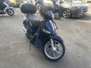 Location: HAYES / HEATHROW - 2020 PIAGGIO LIBERTY 125 Scooter REG:  LC20BVO , 124cc Petrol, Automatic, Former Keepers: 6, Keys: No, MOT: Expiry date15/04/2024