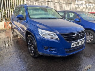 Location: Hayes - 2008 VOLKSWAGEN TIGUAN SE TDI 140 Estate REG: MT08UPX, Keys: No, MOT Expiry date: 01/05/2026, 1968 Diesel, 6 Speed Manual Diesel, Former Keepers: 5