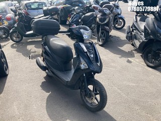 Location: Hayes - 2018 YAMAHA DELIGHT 125 (LTS 125-C) Scooter REG: AJ18OMS, Keys: No, MOT Expiry date: 03/11/2024, 125 Petrol, AUTOMATIC, Former Keepers: 13