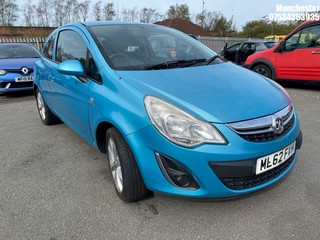 Location: Manchester - 2012 VAUXHALL CORSA ACTIVE AC ECOFLEX 3 Door Hatchback REG: ML62FVH, 998 Petrol, 5 Speed Manual Petrol, Former Keepers: 4, Keys: No, MOT Expiry date: 28/09/2024