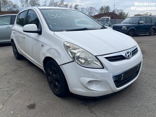 Location: Manchester - 2011 HYUNDAI I20 COMFORT CRDI 5 Door Hatchback REG: BG61RKA, 1396cc Diesel, 5 Speed Manual Diesel, Former Keepers: 4, Keys: No, MOT Expiry date: 18/04/2026