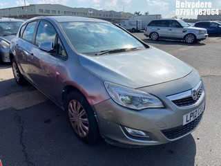 Location: Belvedere - 2012 VAUXHALL ASTRA EXCLUSIV AUTO 5 Door Hatchback REG: LP12CXA, Keys: No, MOT Expiry date: 15/11/2024, 1598 Petrol, 6 Speed Auto Petrol, Former Keepers: 6