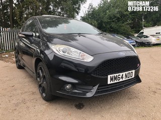 Location: Mitcham - 2015 FORD FIESTA ZETEC 3 Door Hatchback REG: MM64NDD, Keys: No, MOT Expiry date: 07/05/2025, 1242 Petrol, 5 Speed Manual Petrol, Former Keepers: 7