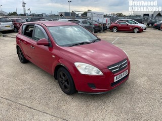Location: Brentwood - 2008 KIA CEE'D SR 5 Door Hatchback REG: AU08PZD, Keys: No, MOT Expiry date: 16.01.2026, 1591 Petrol, 5 Speed Manual Petrol, Former Keepers: 4