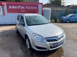 Location: Hull - 2009 VAUXHALL ASTRA ACTIVE 5 Door Hatchback REG: MF09SGZ, Keys: No, MOT Expiry date: 18/03/2026, 1364 Petrol, 5 Speed Manual Petrol, Former Keepers: 3