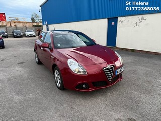 Location: St Helens - 2012 Alfa Romeo Giulietta Lusso M-air Tb 5 Door Hatchback REG: MA62VBN, Keys: Yes, MOT Expiry date: 27/09/2025, 1368 CC Petrol, 6 Speed Manual Petrol, Former Keepers: 2