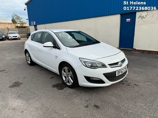 Location: St Helens - 2013 Vauxhall Astra Sri Cdti Auto 5 Door Hatchback REG: DF62CVR, Keys: Yes, MOT Expiry date: 04/12/2025, 1956 CC Diesel, 6 Speed Auto Diesel, Former Keepers: 6