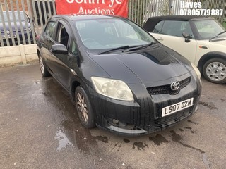 Location: Hayes - 2007 TOYOTA AURIS T3 D-4D 5 Door Hatchback REG: LS07DZM, Keys: No, MOT Expiry date: 24/08/2025, 1998 Diesel, 6 Speed Manual Diesel, Former Keepers: 9