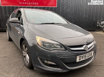 Location: Stapleford - 2015 VAUXHALL ASTRA SRI CDTI 5 Door Hatchback REG: DY15GXA, Keys: Yes, MOT Expiry date: 22/12/2025, 1686 Diesel, 6 Speed Manual Diesel, Former Keepers: 3
