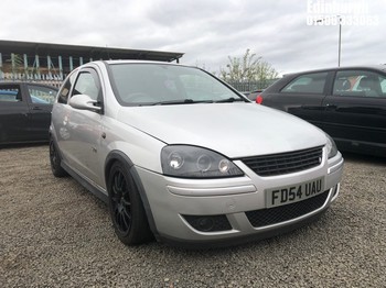 Location: Edinburgh - 2005 VAUXHALL CORSA SRI 16V 3 Door Hatchback REG: FD54UAU, Keys: No, MOT Expiry date: 14/04/2025, 1796 Petrol, 5 Speed Manual Petrol, Former Keepers: 8