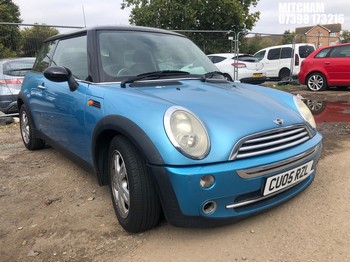 Location: Mitcham - 2005 MINI MINI COOPER 3 Door Hatchback REG: CU05RZL, Keys: No, MOT Expiry date: 10/09/2025, 1598 Petrol, 5 Speed Manual Petrol, Former Keepers: 3