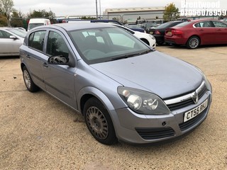 Location: Brentwood - 2006 VAUXHALL ASTRA LIFE AUTO 5 Door Hatchback REG: CT55RHJ, Keys: No, MOT Expiry date: 10.11.2025, 1796 Petrol, 4 Speed Auto Petrol, Former Keepers: 11