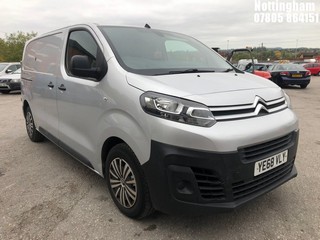 Location: Nottingham - 2019 CITROEN DISPATCH 1000 ENTERPRISE PANEL VAN REG: YE68VLY, 1560cc DIESEL, 5 SPEED MANUAL DIESEL, Former Keepers: 2, Keys: No, MOT Expiry date: 19/02/2026