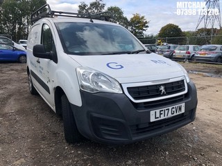 Location: Mitcham - 2017 PEUGEOT PARTNER PROFESSION L1 BLU Panel Van REG: LF17GVM, Keys: No, MOT Expiry date: 30/06/2025, 1560 Diesel, 5 Speed Manual Diesel, Former Keepers: 3