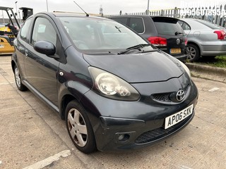 Location: Brentwood - 2006 TOYOTA AYGO SPORT VVT-I 3 Door Hatchback REG: AP06SXK, Keys: No, MOT Expiry date: 19/08/2025, 998 Petrol, 5 Speed Manual Petrol, Former Keepers: 2