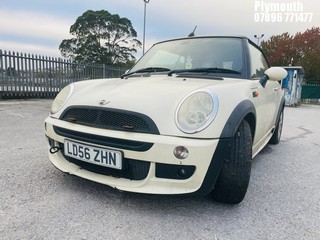 Location: Plymouth - 2006 MINI MINI COOPER Convertible REG: LD56ZHN, Keys: No, MOT Expiry date: 22/02/2025, 1598 Petrol, 5 Speed Manual Petrol, Former Keepers: 8