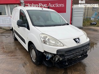 Location: Hull - 2010 PEUGEOT PARTNER 850 S HDI 90 Panel Van REG: NV60DKX, Keys: No, MOT Expiry date: 18/12/2025, 1560 Diesel, 5 Speed Manual Diesel, Former Keepers: 8