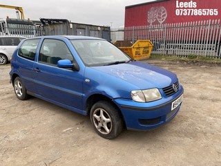 Location: Leeds - 2000 VOLKSWAGEN POLO E 3 Door Hatchback REG: W549WOO, Keys: No, MOT Expiry date: 21-12-2024, 1000 Petrol, 5 Speed Manual Petrol, Former Keepers: 9
