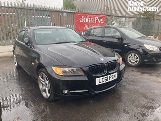 Location: Hayes - 2011 BMW 320D EXCLUSIVE EDITION 4 Door Saloon REG: LC61FSN, Keys: No, MOT Expiry date: 10/04/2025, 1995 Diesel, 6 Speed Manual Diesel, Former Keepers: 9