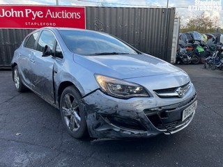 Location: Stapleford - 2015 VAUXHALL ASTRA SRI 5 Door Hatchback REG: DV15FPN, Keys: Yes, MOT Expiry date: 11/10/2025, 1398 Petrol, 5 Speed Manual Petrol, Former Keepers: 4
