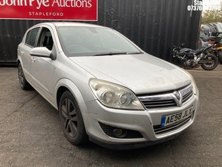 Location: Stapleford - 2008 VAUXHALL ASTRA DESIGN 5 Door Hatchback REG: AE58JLX, Keys: Yes, MOT Expiry date: 21/10/2025, 1598 Petrol, 5 Speed Manual Petrol, Former Keepers: 9