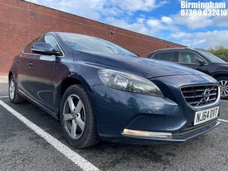 Location: Birmingham - 2014 VOLVO V40 SE D4 5 DOOR HATCHBACK REG: NJ64OVT, 1969CC DIESEL, 6 SPEED MANUAL DIESEL, Former Keepers: 3, Keys: Yes, MOT Expiry date: 10/10/2025