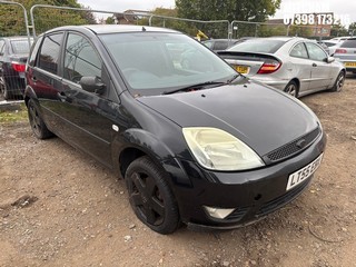 Location: Mitcham - 2005 FORD FIESTA ZETEC 5 Door Hatchback REG: LT55EBX, Keys: No, MOT Expiry date: 02/12/2025, 1388 Petrol, 5 Speed Manual Petrol, Former Keepers: 9