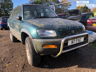 Location: Mitcham - 1995 TOYOTA RAV-4 GX Estate REG: N7FSC, Keys: Yes, MOT Expiry date: 10/08/2025, 1998 Petrol, 5 Speed Manual Petrol, Former Keepers: 5
