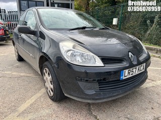 Location: Brentwood - 2007 RENAULT CLIO FREEWAY 16V 75 3 Door Hatchback REG: LR57KCA, Keys: No, MOT Expiry date: 30/07/2025, 1149 Petrol, 5 Speed Manual Petrol, Former Keepers: 2