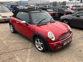 Location: Brentwood - 2005 MINI MINI ONE Convertible REG: YT05VMY, Keys: No, MOT Expiry date: 28.06.2025, 1598 Petrol, 5 Speed Manual Petrol, Former Keepers: 7