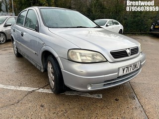 Location: Brentwood - 2001 VAUXHALL ASTRA LS 8V 5 Door Hatchback REG: Y717OMJ, Keys: No, MOT Expiry date: 07/01/2025, 1598 Petrol, 5 Speed Manual Petrol, Former Keepers: 3