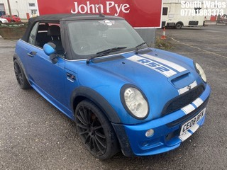 Location: South Wales - 2008 MINI COOPER S Convertible REG: CE08BFK, Keys: No, MOT Expiry date: 10/01/2026, 1598 Petrol, 6 Speed Manual Petrol, Former Keepers: 6