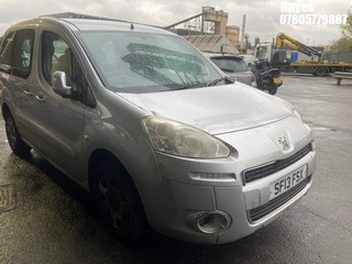 Location: Hayes - 2013 PEUGEOT HORIZON S AC MPV REG: SF13FSX, Keys: No, MOT Expiry date: 19/09/2025, 1560 Diesel, 5 Speed Manual Diesel, Former Keepers: 4
