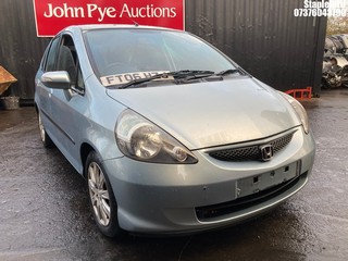 Location: Stapleford - 2006 HONDA JAZZ SE 5 Door Hatchback REG: FT06HZJ, Keys: Yes, MOT Expiry date: 10/10/2025, 1339 Petrol, 5 Speed Manual Petrol, Former Keepers: 3