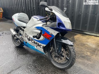 Location: Stapleford - 1999 SUZUKI GSX R600X Motorcycle REG: T87TVL, Keys: No, MOT Expiry date: 22/05/2023, 600 Petrol,, Former Keepers: 8