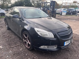 Location: Mitcham - 2011 VAUXHALL INSIGNIA SRI VX-LINE 5 Door Hatchback REG: HV61BYP, Keys: No, MOT Expiry date: 15/08/2025, 1796 Petrol, 6 Speed Manual Petrol, Former Keepers: 5