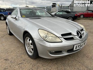 Location: Brentwood - 2004 MERCEDES SLK 200 KOMPRESSOR AUTO Convertible REG: AY54YWF, Keys: No, MOT Expiry date: 05.10.2025, 1796 Petrol, 5 Speed Auto Petrol, Former Keepers: 5