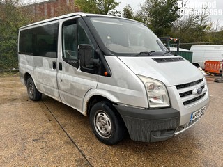 Location: Brentwood - 2004 FORD TRANSIT TOURNEO Minibus REG: AP02BUS, Keys: No, MOT Expiry date: 21/12/2024, 1998 Diesel, 5 Speed Manual Diesel, Former Keepers: 12