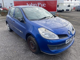Location: South Wales - 2007 RENAULT CLIO EXPRESSION 5 Door Hatchback REG: HY57MRV, Keys: No, MOT Expiry date: 20/05/2025, 1390 Petrol, 5 Speed Manual Petrol, Former Keepers: 5