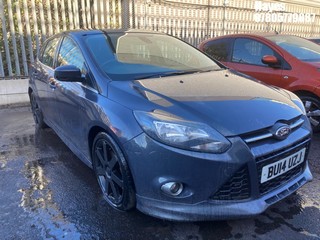 Location: Hayes - 2014 FORD FOCUS ZETEC S TDCI 5 Door Hatchback REG: BU14UZJ, Keys: No, MOT Expiry date: 02/05/2026, 1997 Diesel, 6 Speed Manual Diesel, Former Keepers: 8