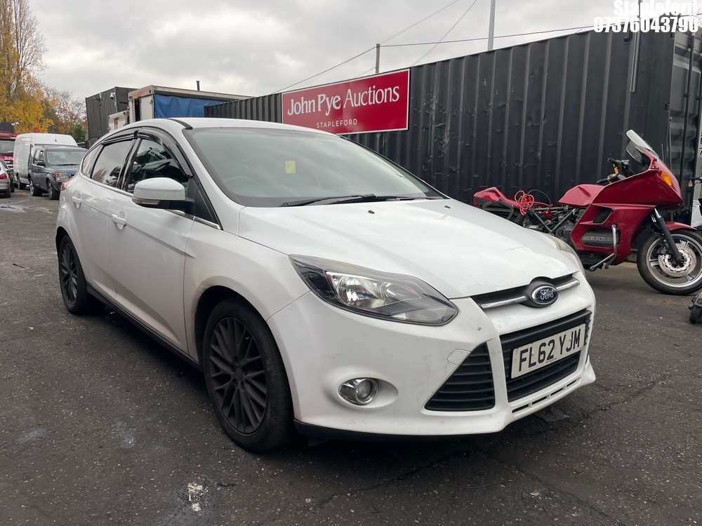 Location: Stapleford - 2012 FORD FOCUS ZETEC TURBO 5 Door Hatchback REG: FL62YJM, Keys: Yes, MOT Expiry date: 06/10/2025, 998 Petrol, 6 Speed Manual Petrol, Former Keepers: 6