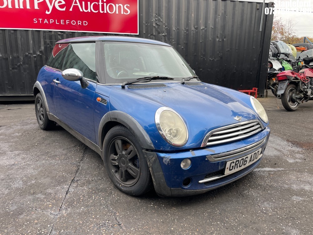 Location: Stapleford - 2006 MINI MINI COOPER 3 Door Hatchback REG: GR06ADO, Keys: No, MOT Expiry date: 08/04/2026, 1598 Petrol, 5 Speed Manual Petrol, Former Keepers: 6