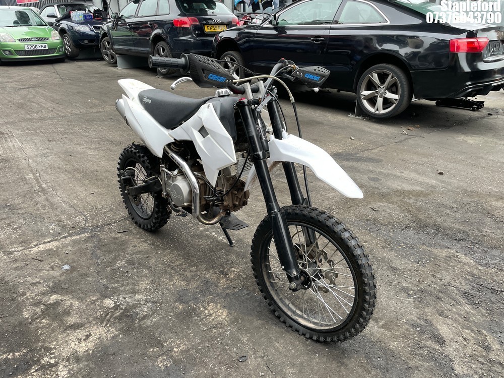 Location: Stapleford - 2017 STOMP OFFROAD BIKE M/CYCLE REG: OFFROAD BIKE185, Keys: No, MOT Expiry date:, 140CC,, Former Keepers: