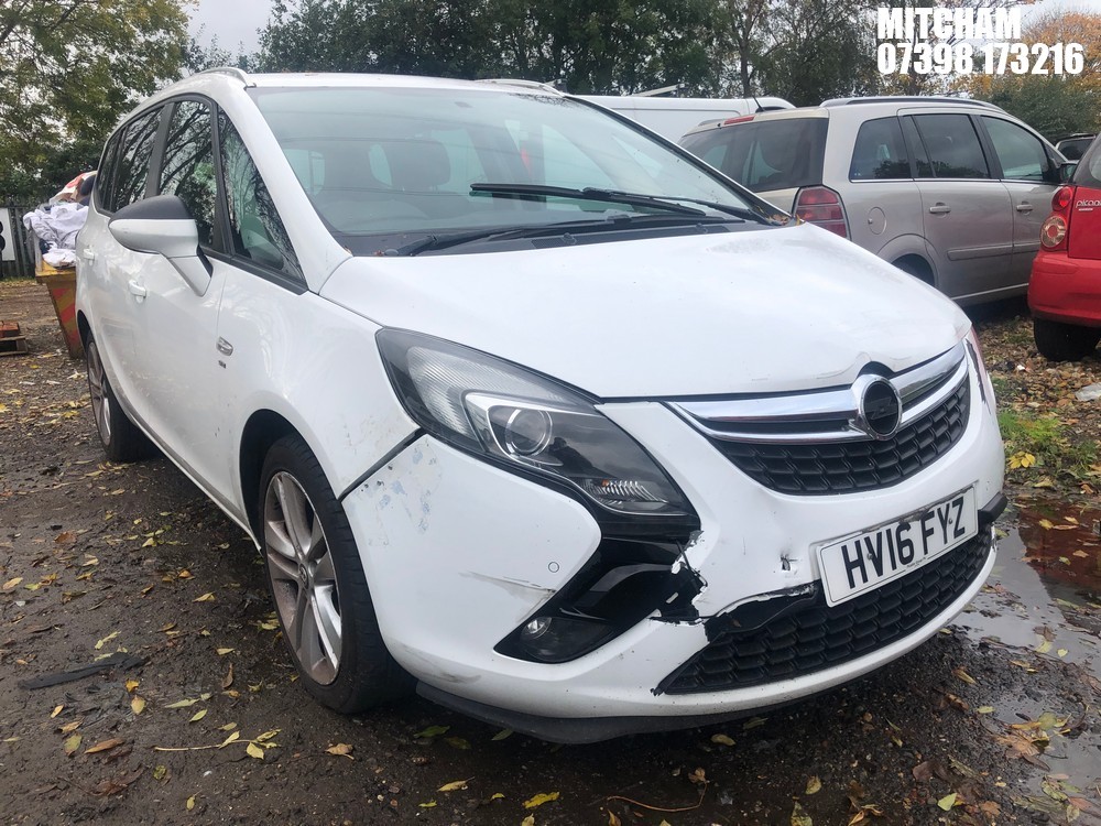 Location: Mitcham - 2016 VAUXHALL ZAFIRA TOURER SRI CDTI EC MPV REG: HV16FYZ, Keys: No, MOT Expiry date: 10/09/2025, 1598 Diesel, 6 Speed Manual Diesel, Former Keepers: 5