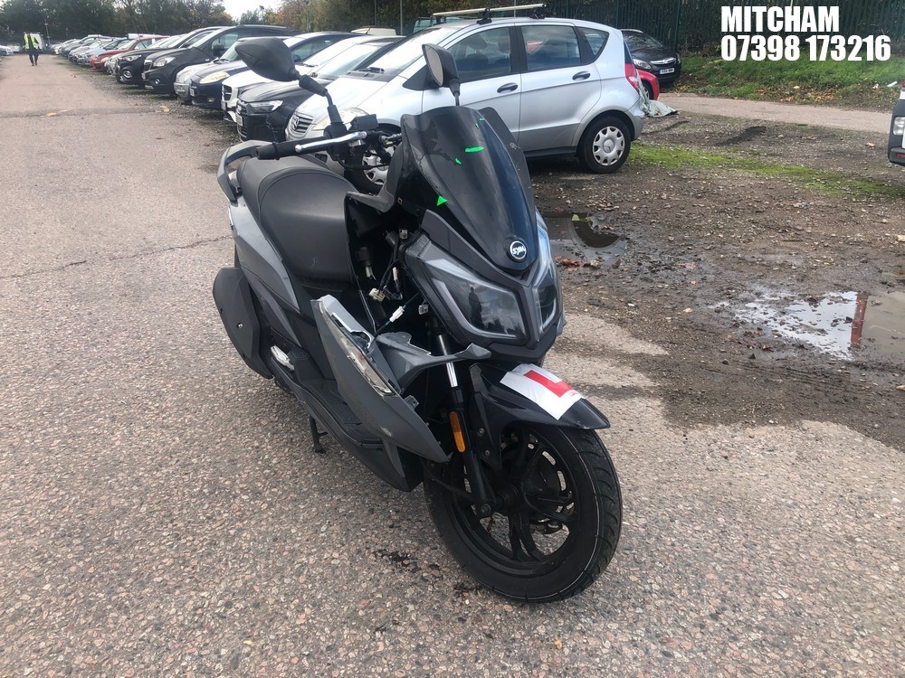 Location: Mitcham - 2023 SYM JET 14 125 AC E5 Motorcycle REG: LB72SZW, Keys: No, MOT Expiry date: 11/01/2026, 125 Petrol, Automatic, Former Keepers: 1