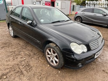 Location: Peterborough - 2006 MERCEDES C180 KOMP. CLASSIC SE 4 Door Saloon REG: MK06MBO, Keys: No, MOT Expiry date: 30/04/2025, 1796 Petrol, 6 Speed Manual Petrol, Former Keepers: 2