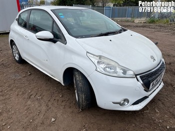 Location: Peterborough - 2014 PEUGEOT 208 ACTIVE 3 Door Hatchback REG: WJ14YYU, Keys: No, MOT Expiry date: 26/09/2025, 1199 Petrol, 5 Speed Manual Petrol, Former Keepers: 4